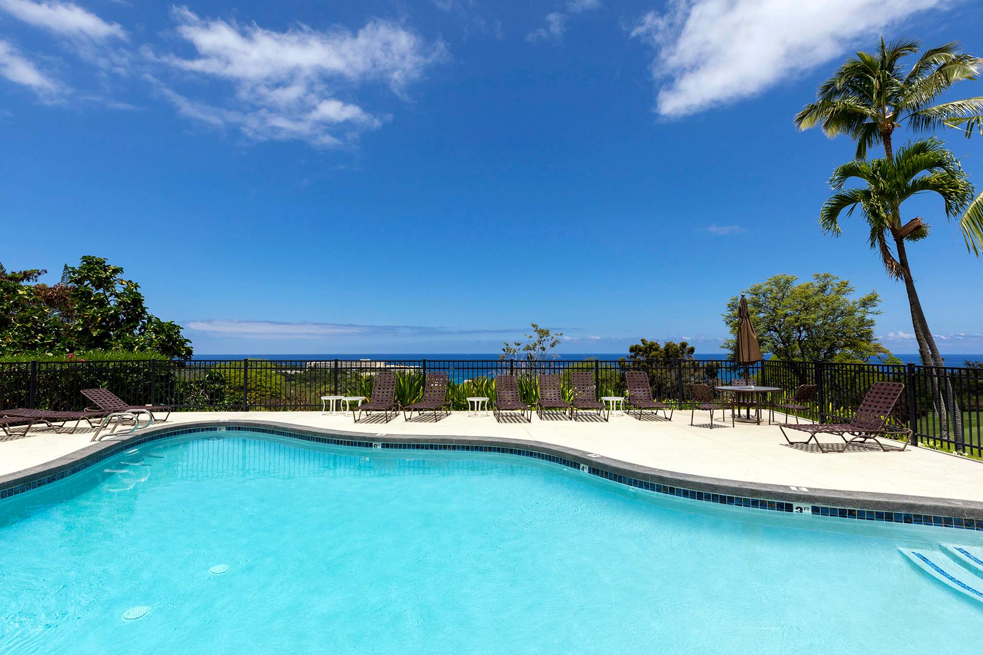 Country Club Villas - Golf, Air Conditioning & Oceanview