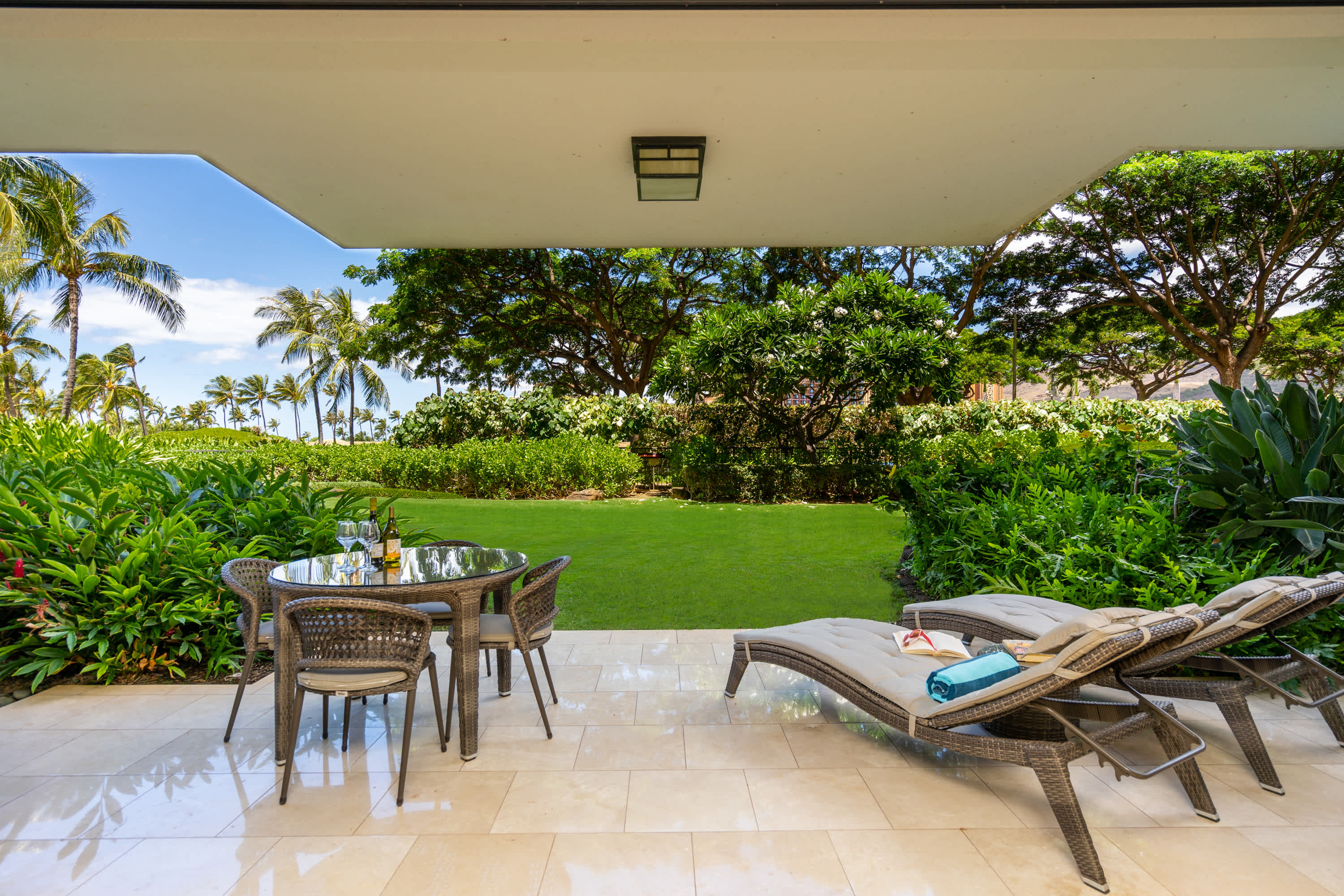 Your luxury Lanai condo