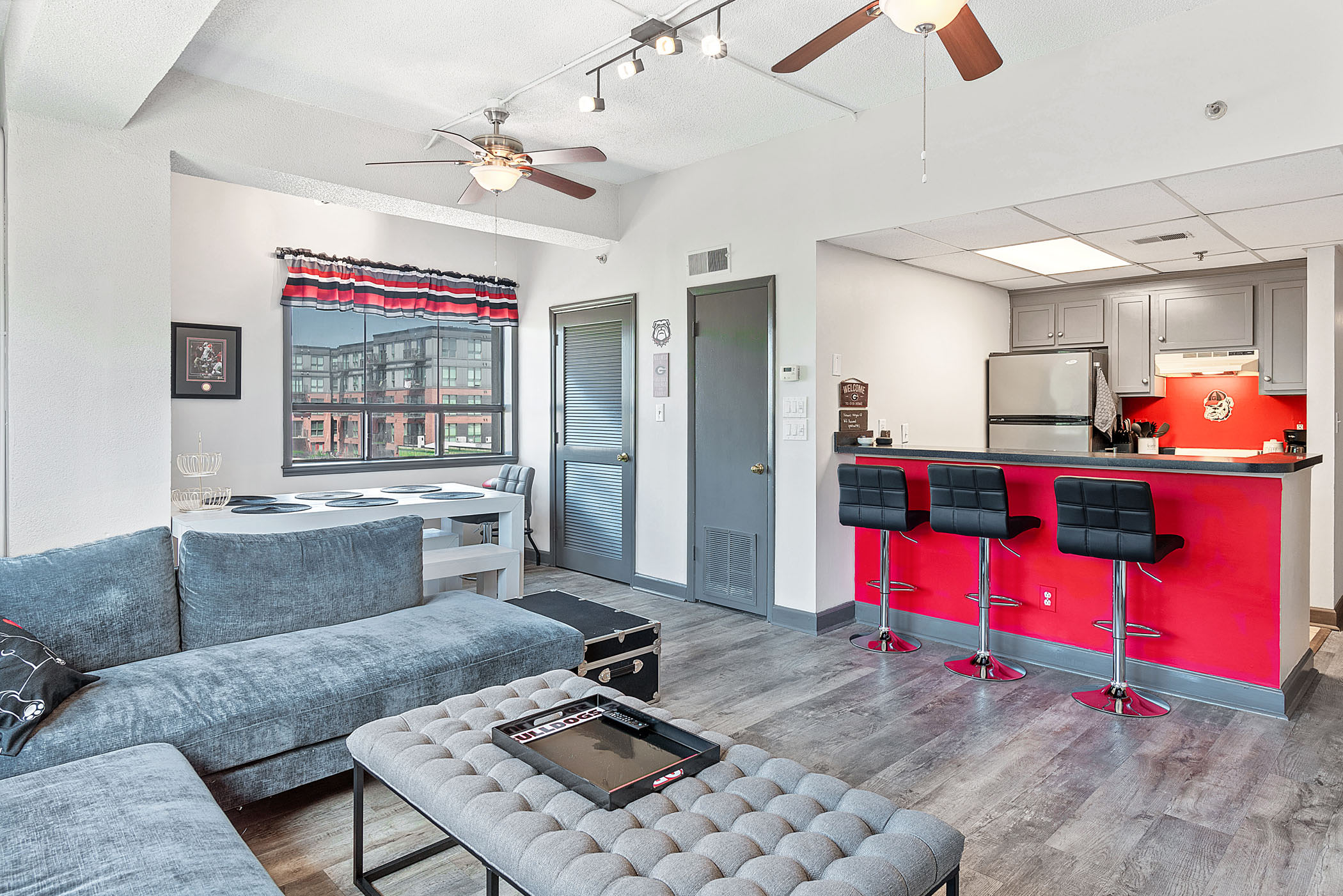 Home is Where the Arch is - Across from UGA! 8