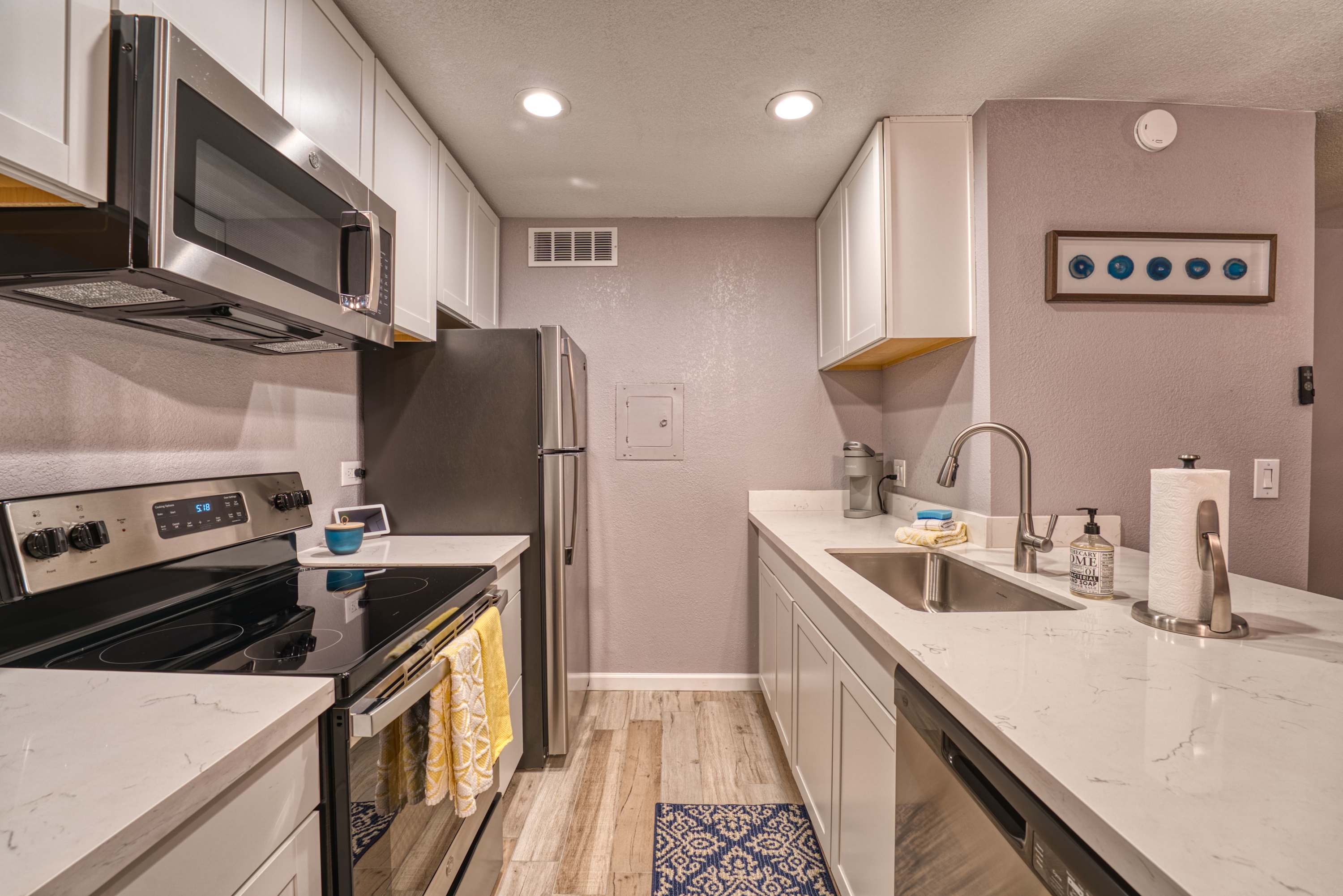 Fully equipped kitchen