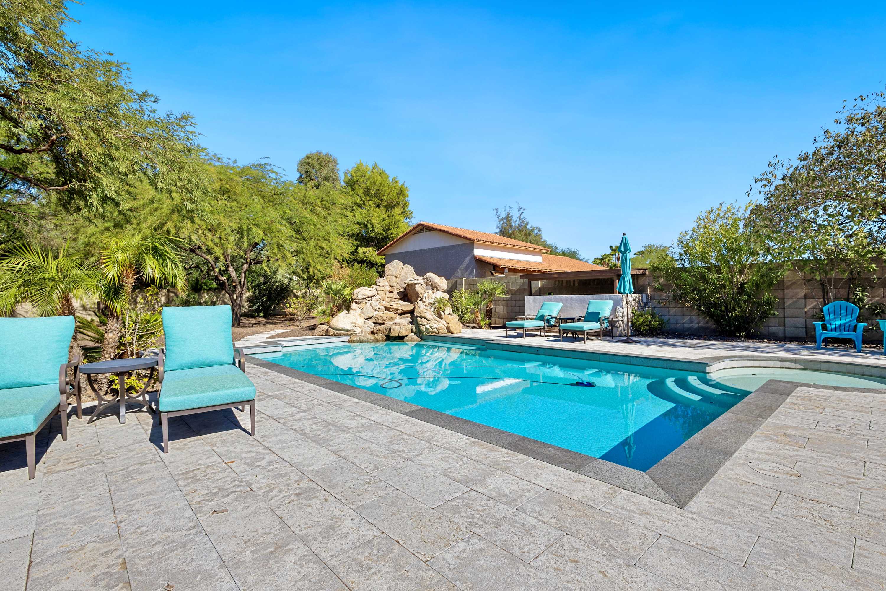 Make a splash in the private pool 