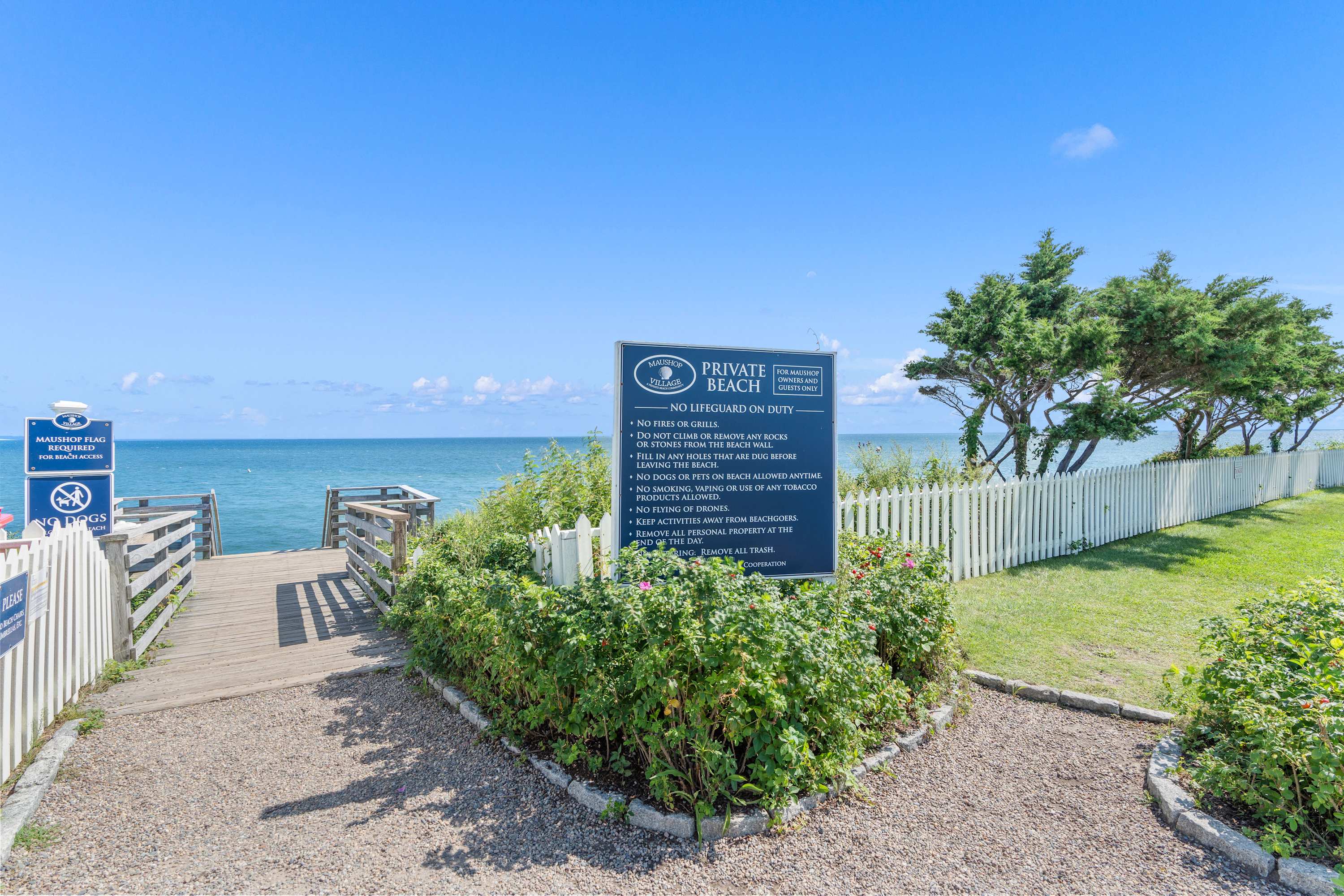 Vineyard Sound Retreat Sleeps 6! 4