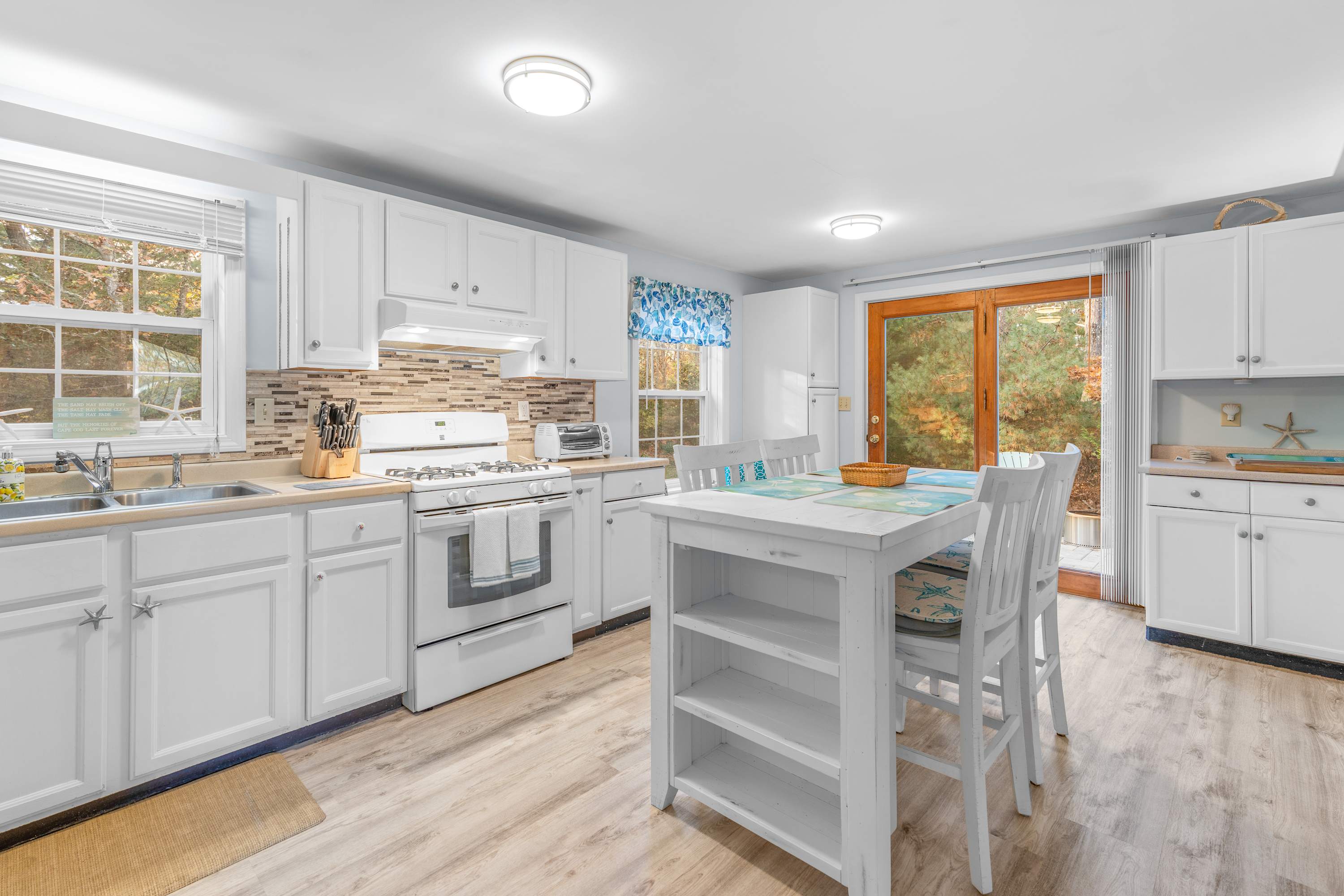 Summersea - Charming 4 BDR in Golf Community! 6