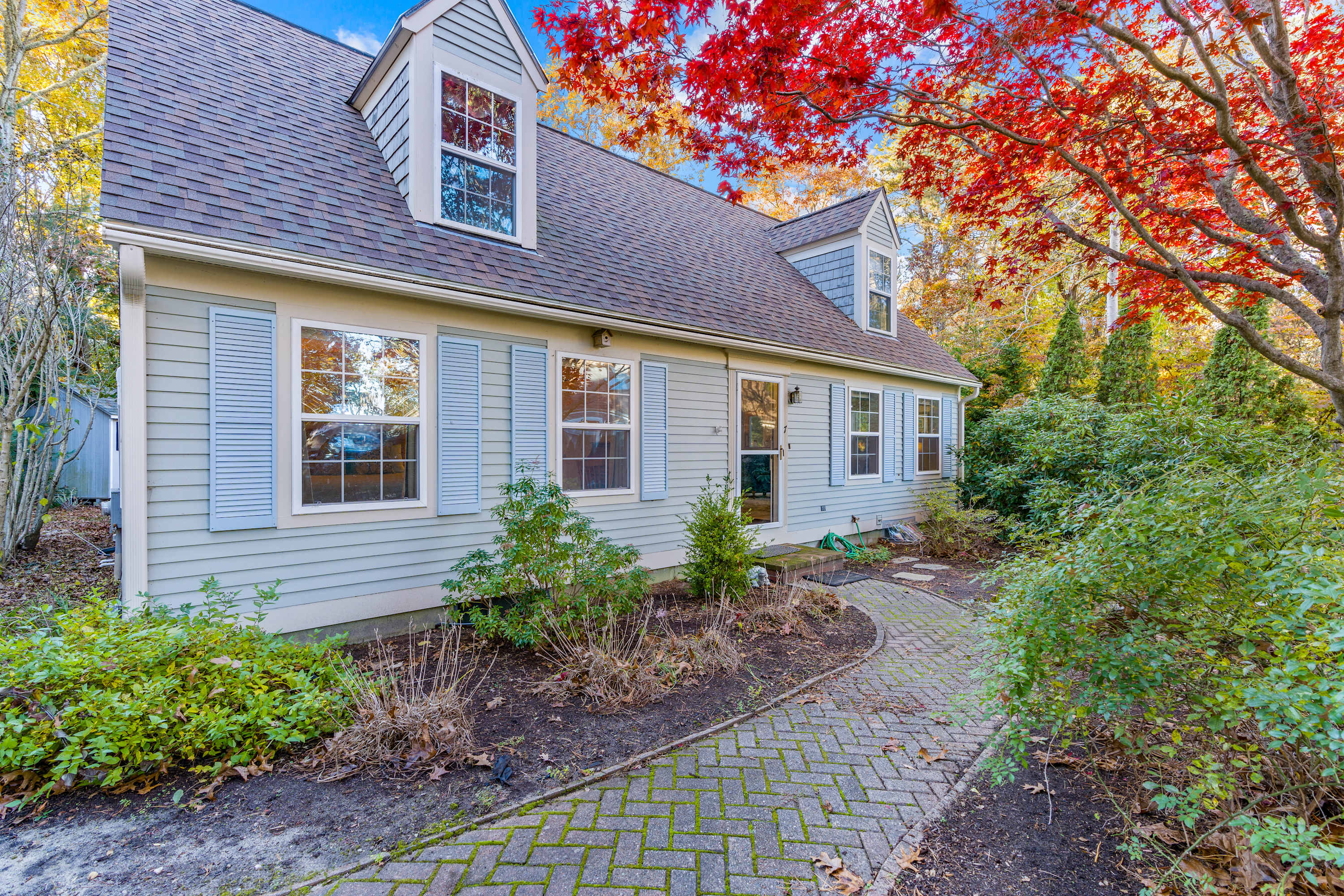 Featured Property Summersea - Charming 4 BDR in Golf Community!