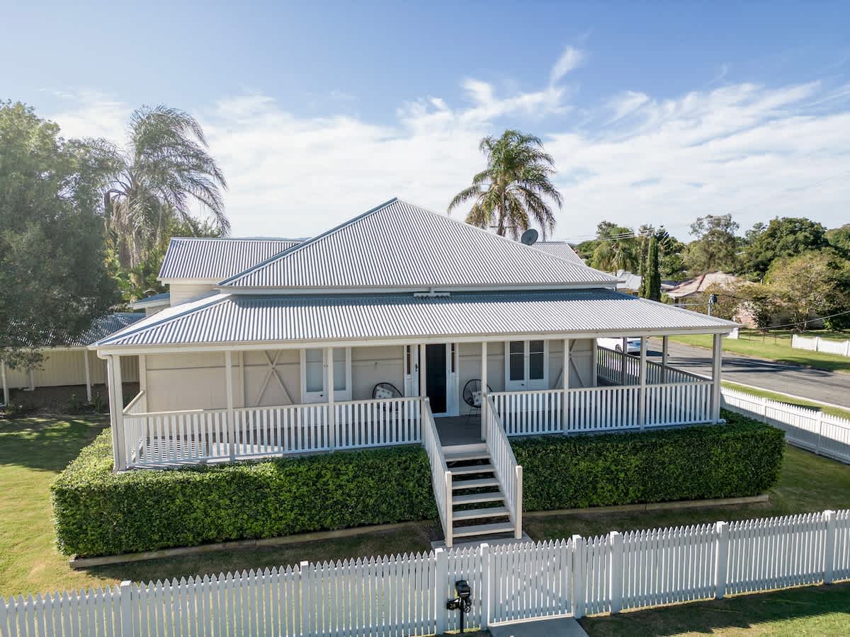 Urban Getaway Queenslander close to Willowbank! — Newtown, Queensland — vacation rental