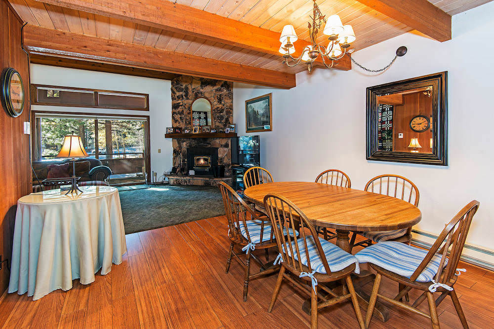 Winterset #02 Shared Hot Tub & Pool! 4