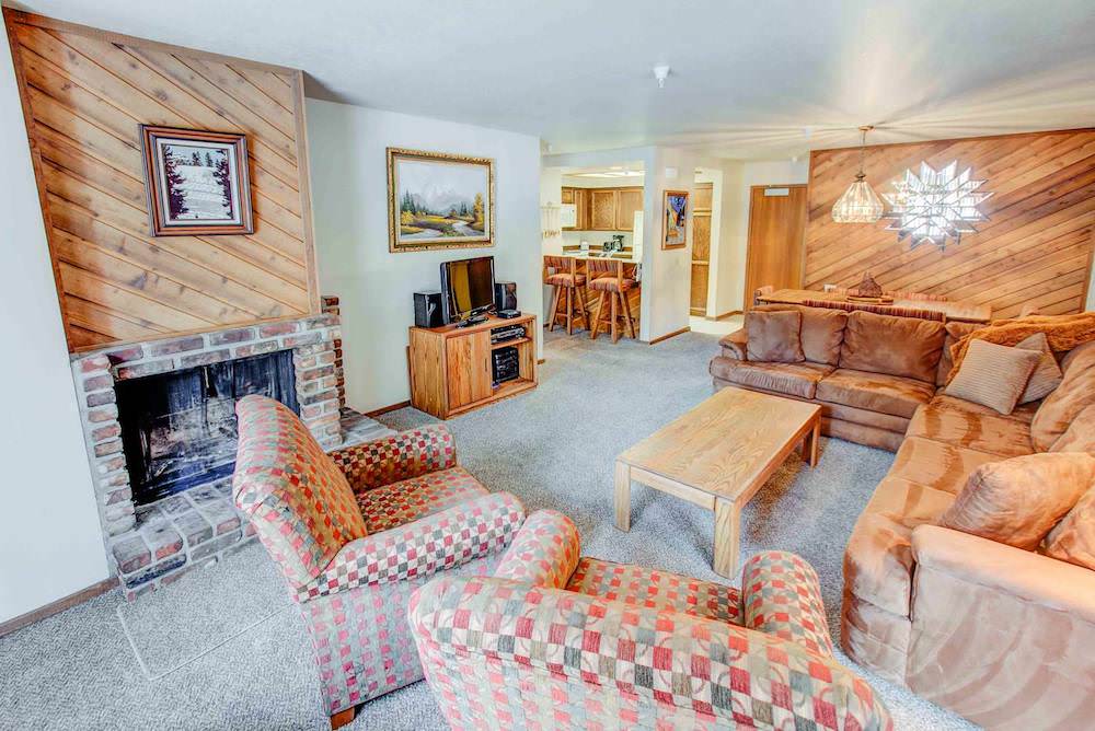 Aspen Creek #113 Family Friendly Condo — Mammoth Lakes, CA — vacation rental