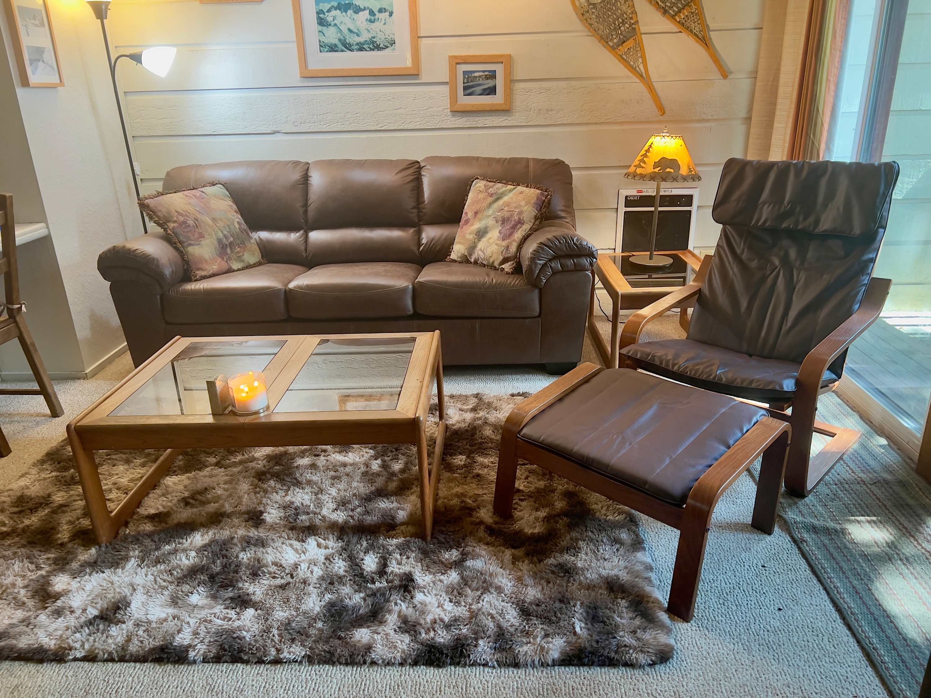 Mountain Shadows #F02 - Near Shuttle & Shopping!