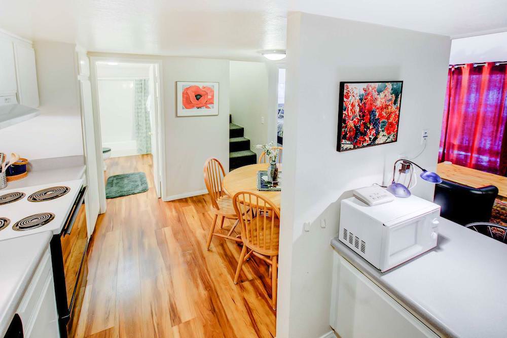 Mountain Shadows #B08 - Near Hike, Bike, & Ski! 8