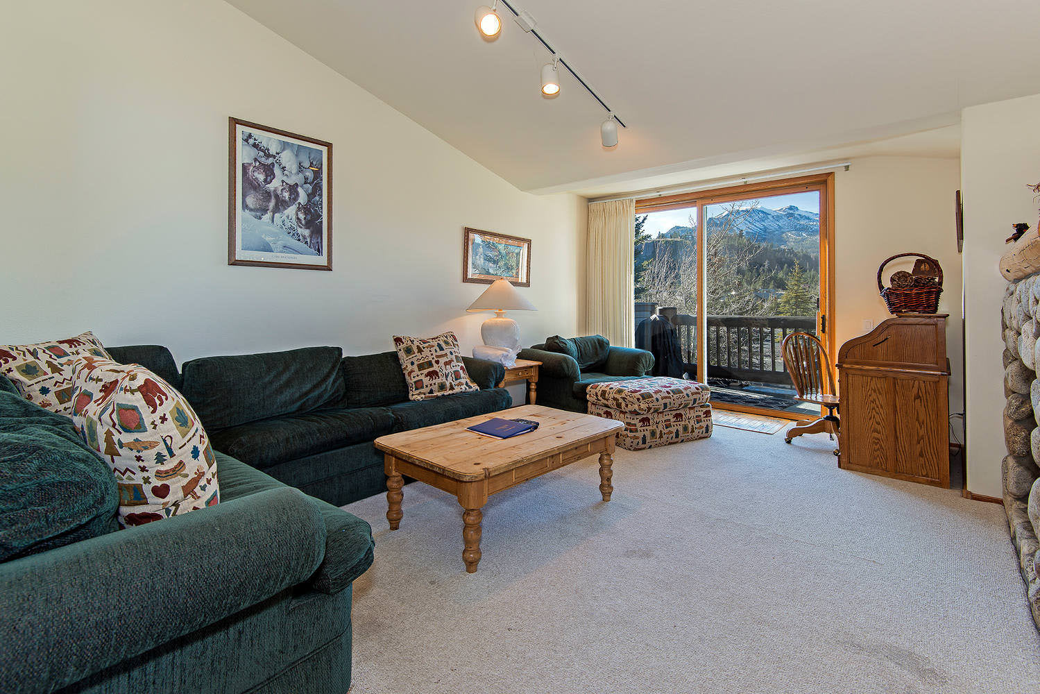 SnowCreek #936 - Sleeps 8 w/ Shared Hot Tub