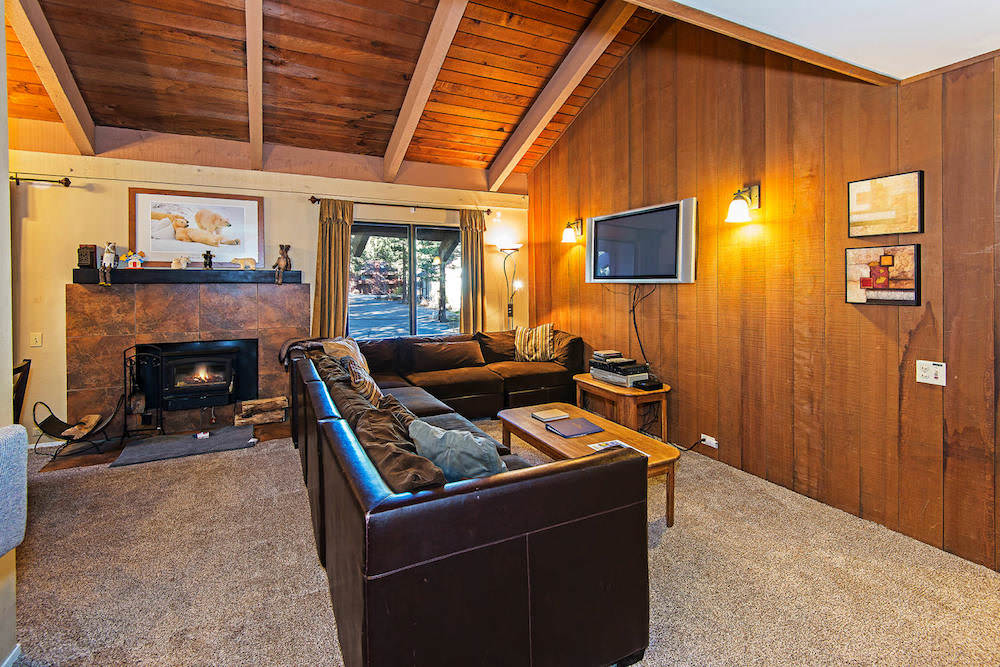 Horizons 4 - Walk to Shops & Eateries! 5