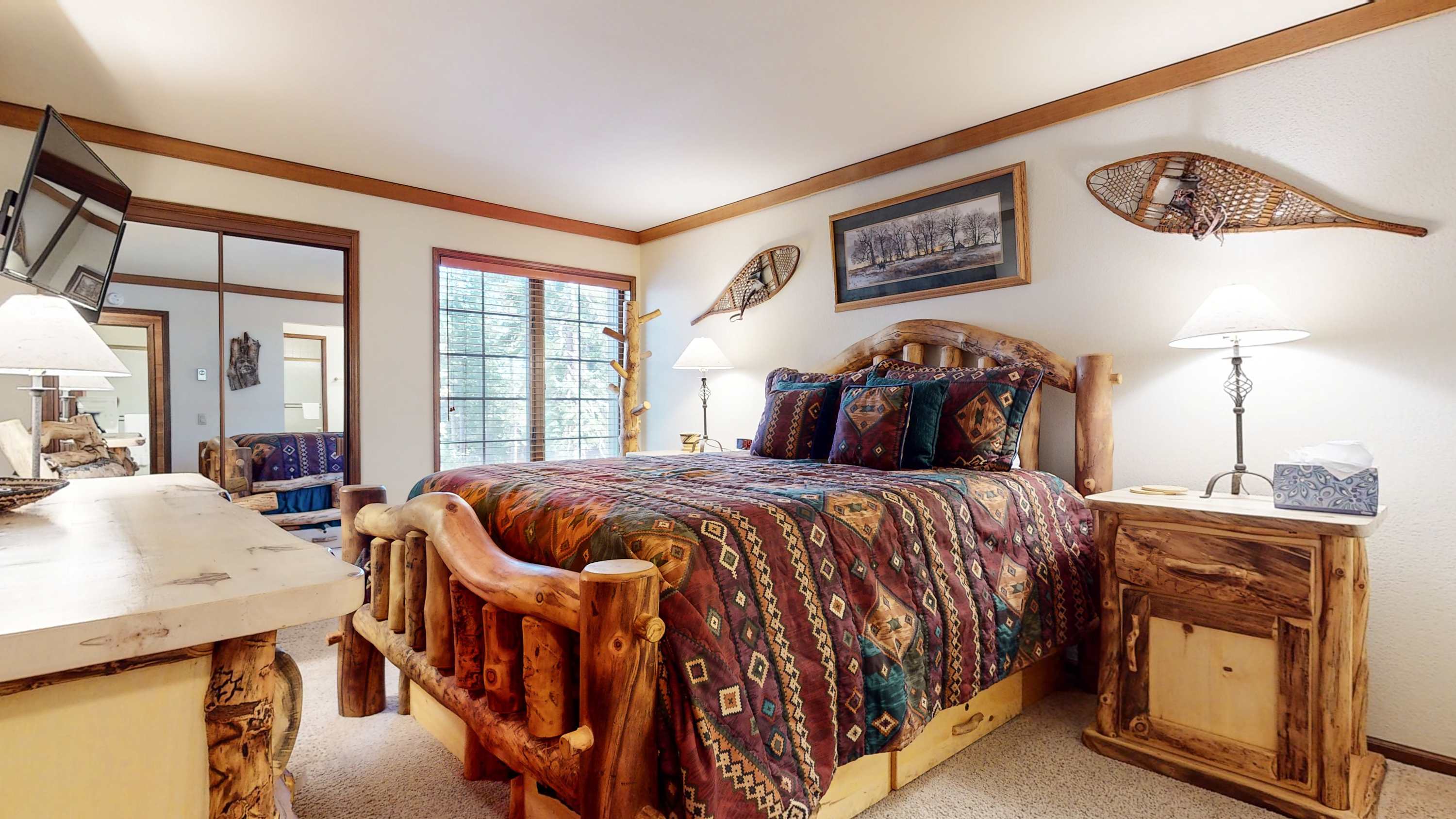 Walk to Mammoth Ski Lifts at Canyon Lodge Condo