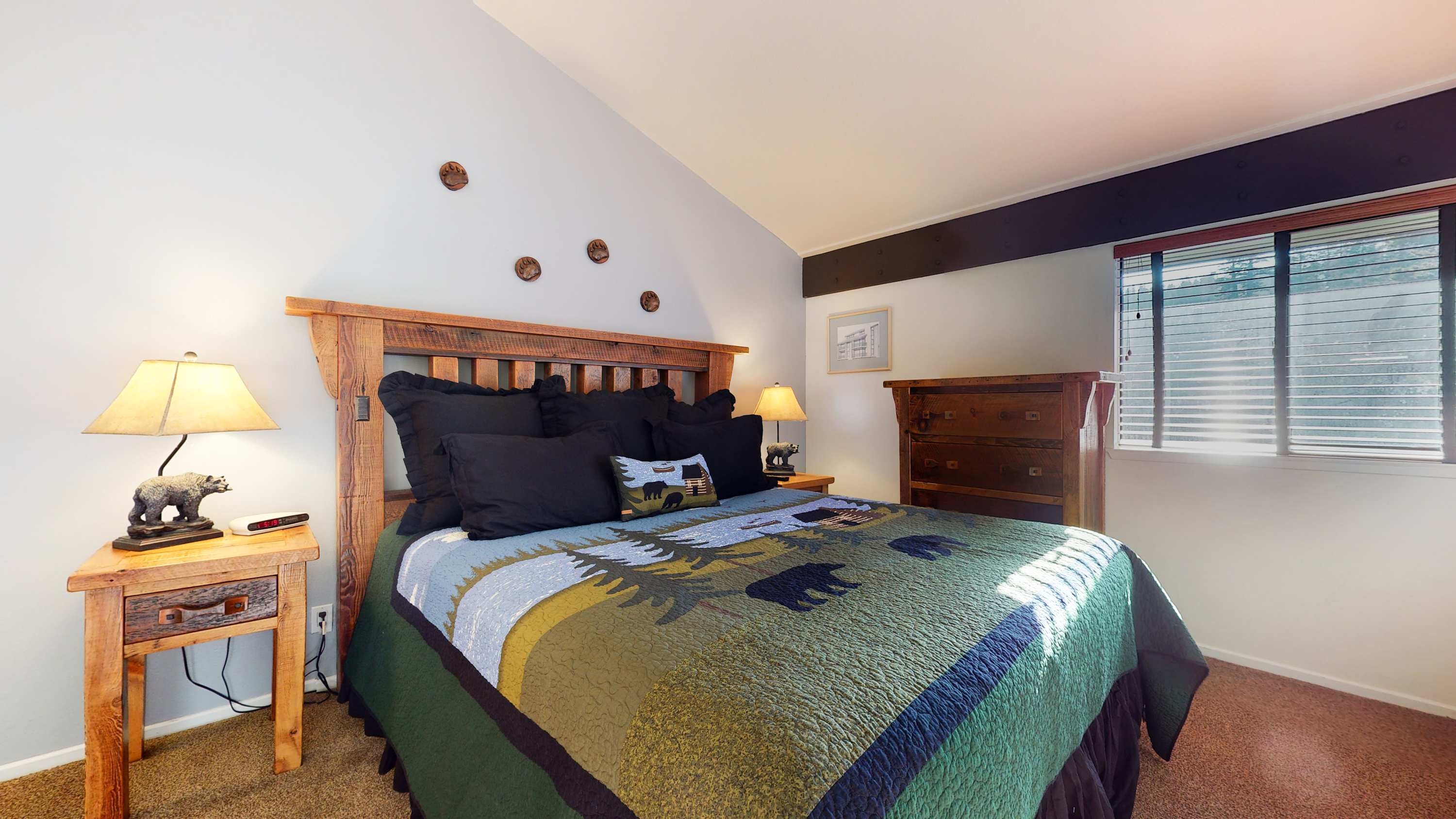 Main bedroom: King bed with TV and en suite bathroom