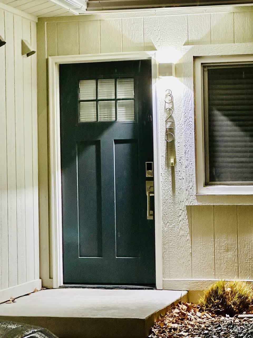 6-Bedroom/3-Bath/Sleeps16/Pet OK — Reno, NV — vacation rental