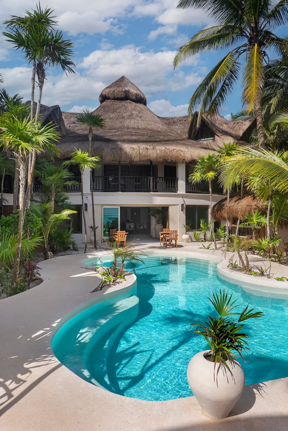 Shared pool with stunning ocean views