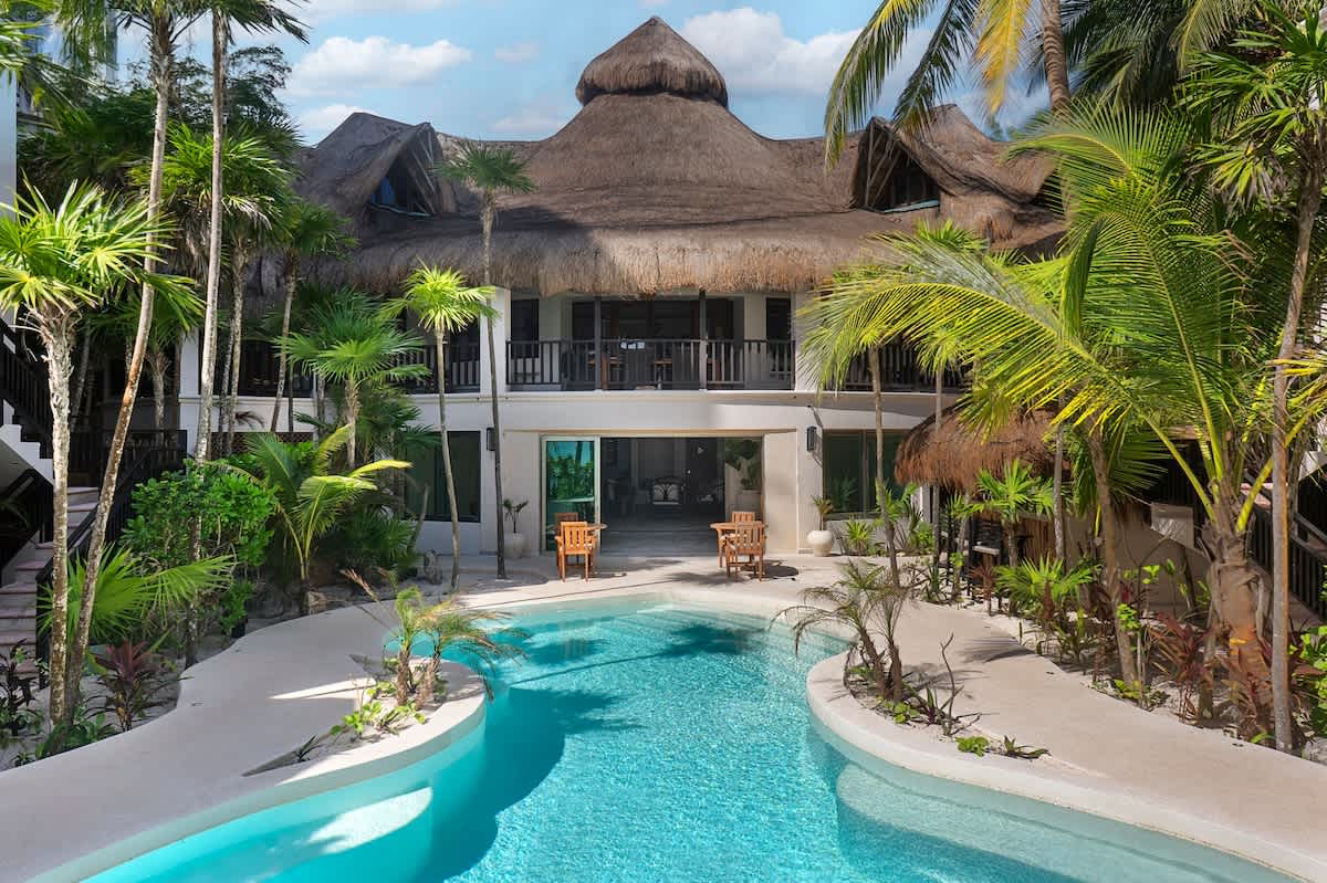 Stunning pool