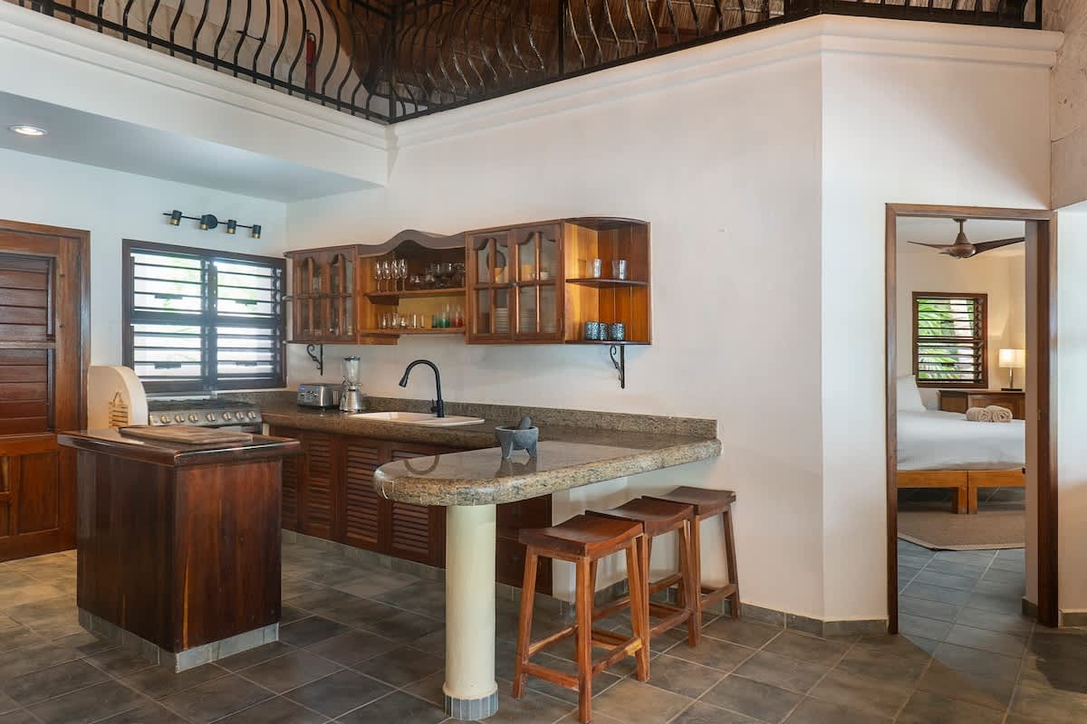Fully equipped kitchen