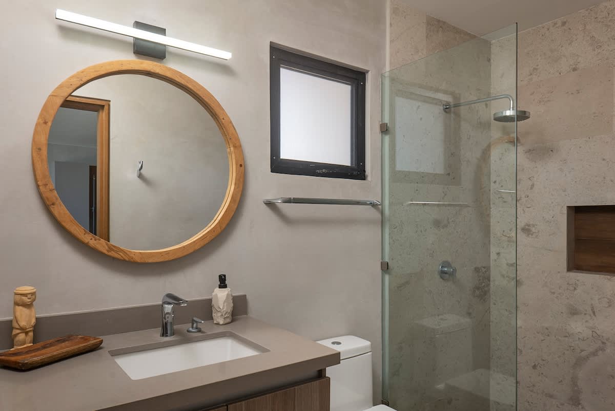 Modern bathroom