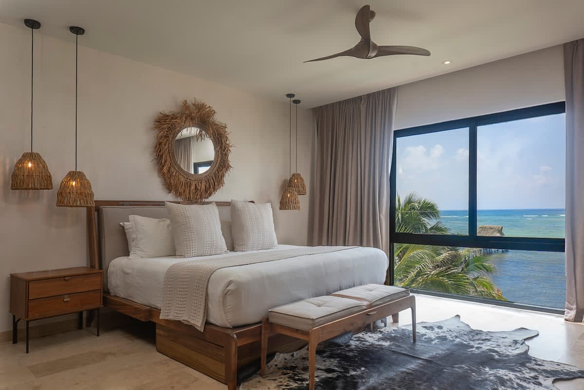 Bedroom with ocea view