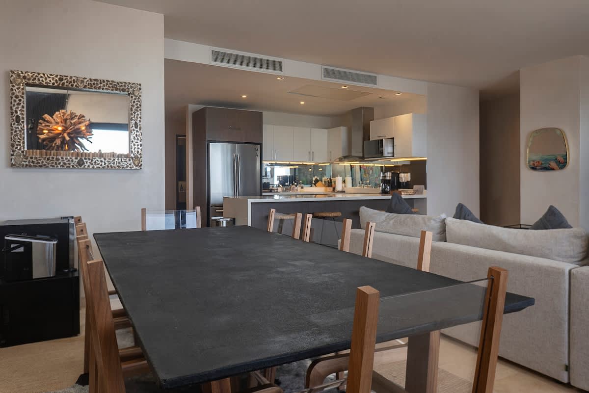 Spacious dining area 