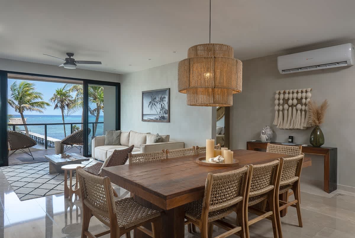 Dining & living room with sea view