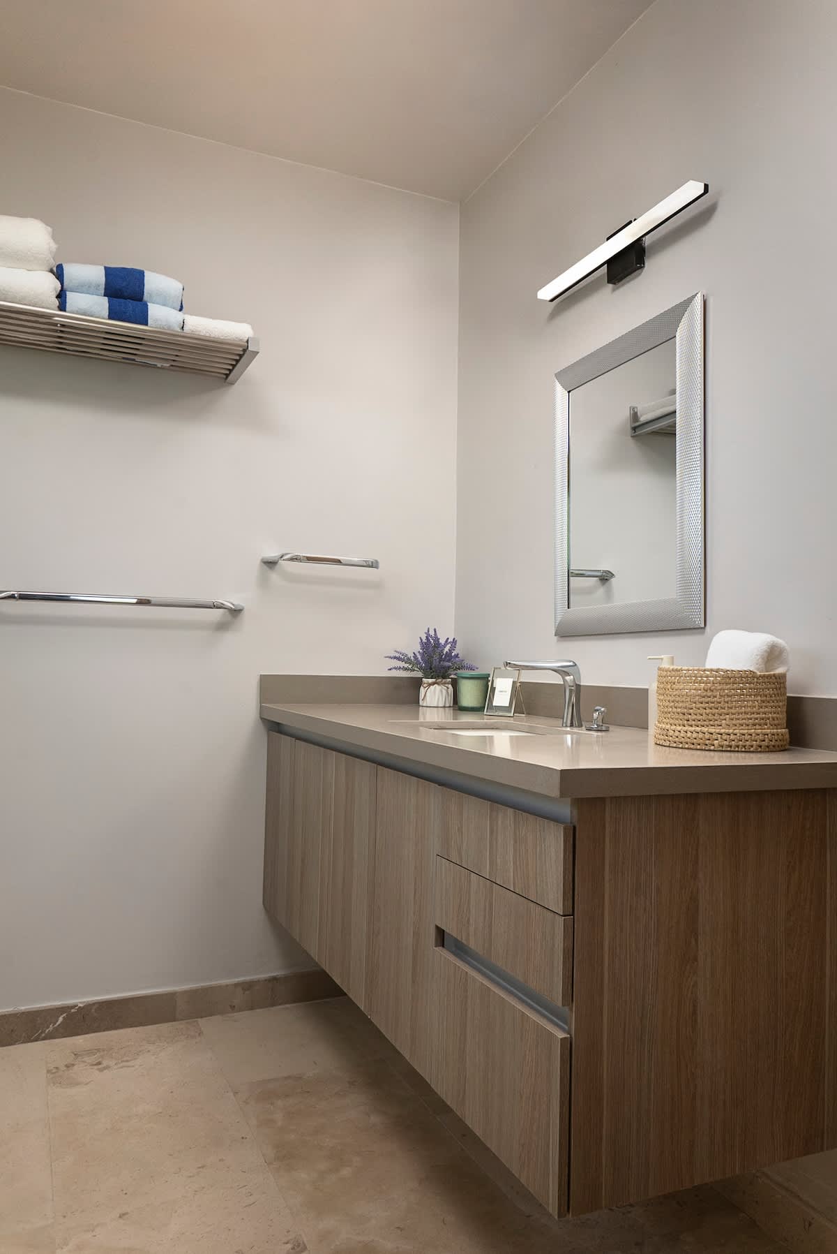 T52 -401-PH Barabara