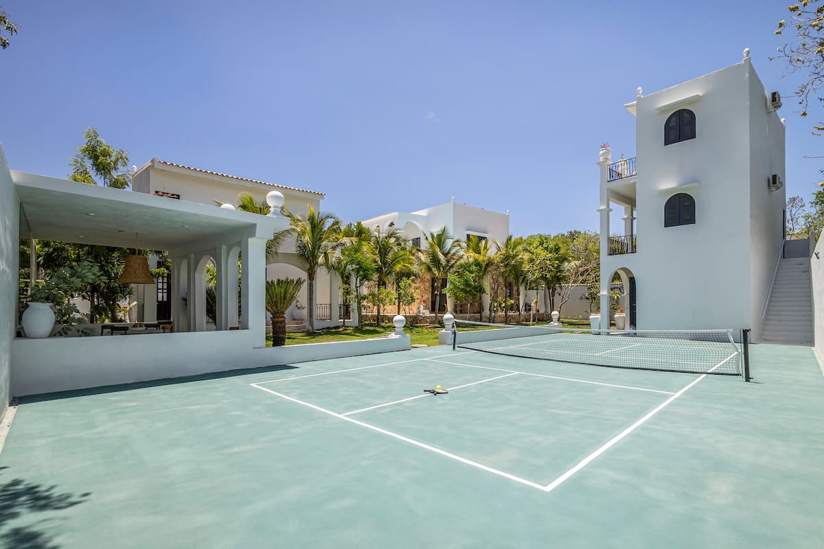 Villa RAES
