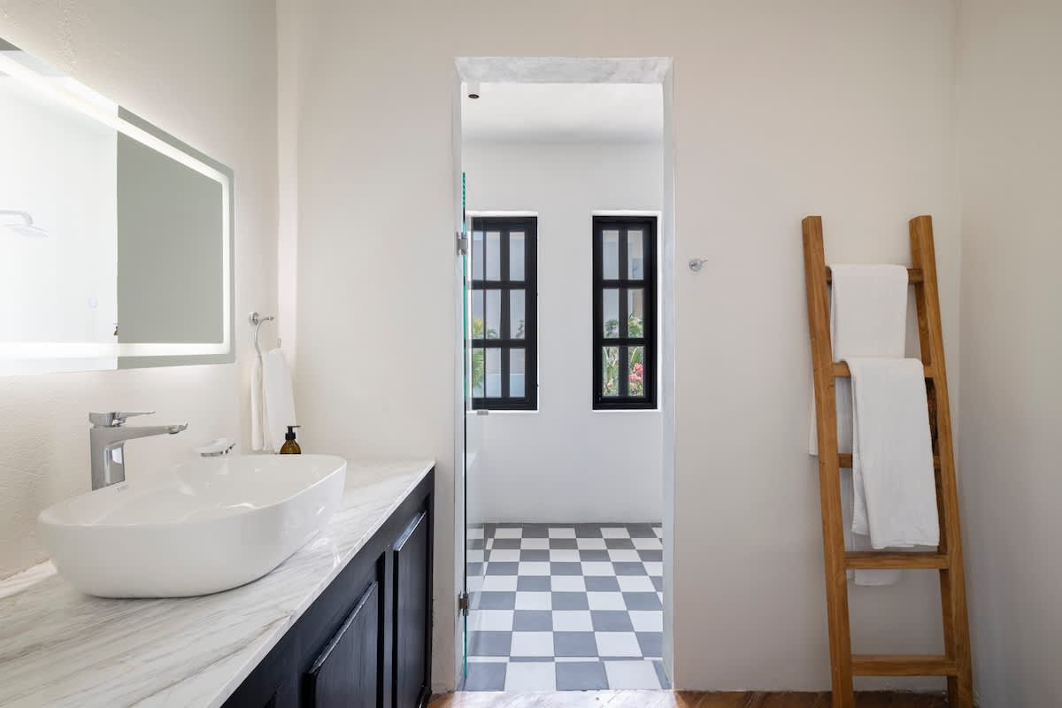 Bathroom #4