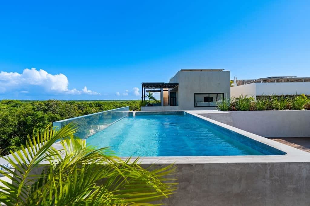 
Lovely rooftop terrace, perfect for soaking up the sun and enjoying the large, refreshing 2nd pool.