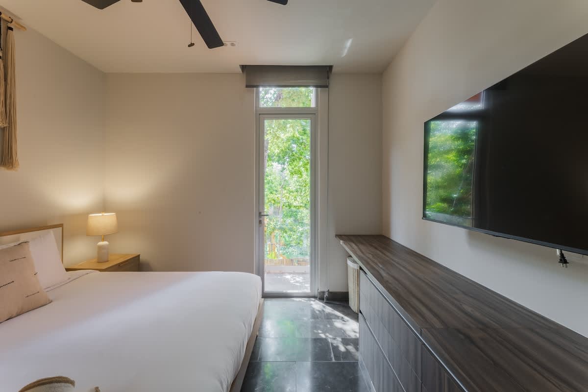 Bedroom #1