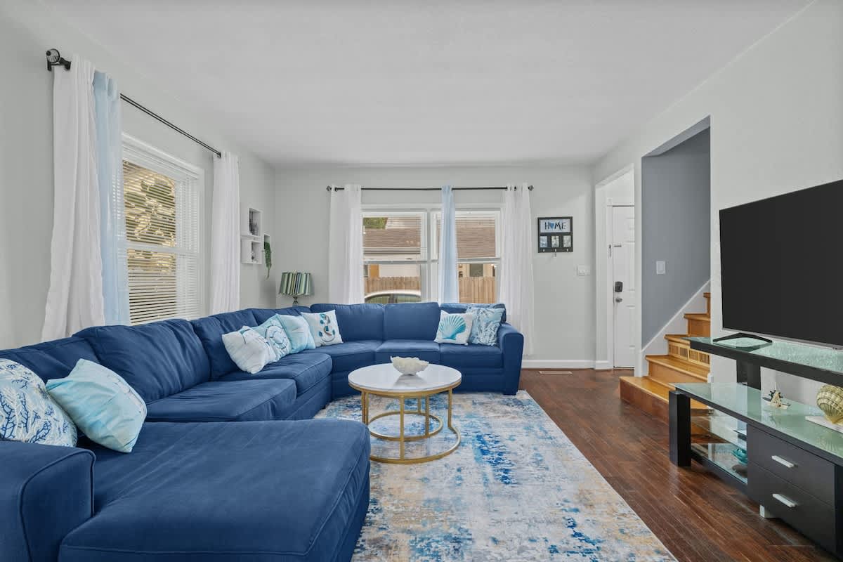 Blue Beam~Family fun!~Fast Wi-Fi~3min drv to Beach — Norfolk, VA — vacation rental