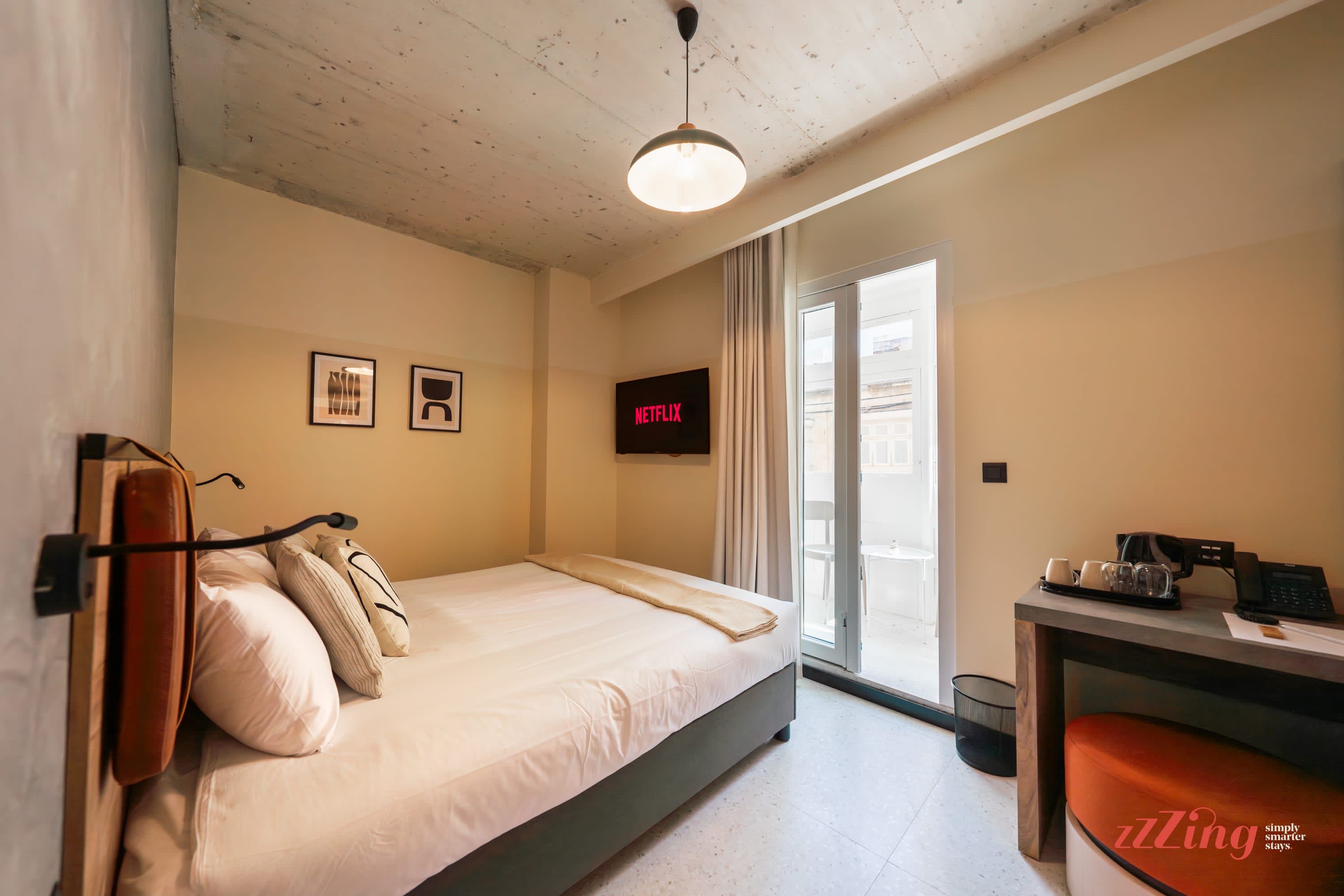 Double Room with Balcony — Il-Gżira, Il-Gżira — vacation rental