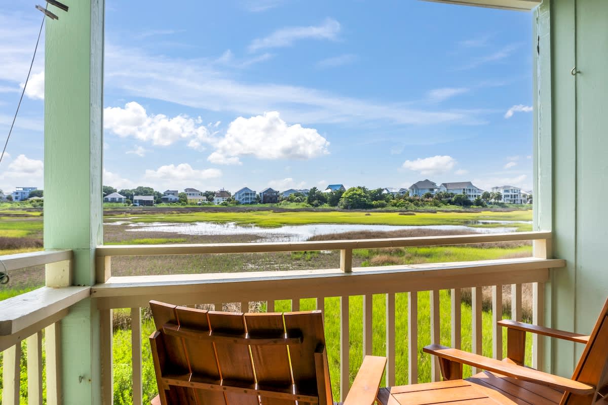 Jasmine Waves, North end CB — Carolina Beach, NC — vacation rental