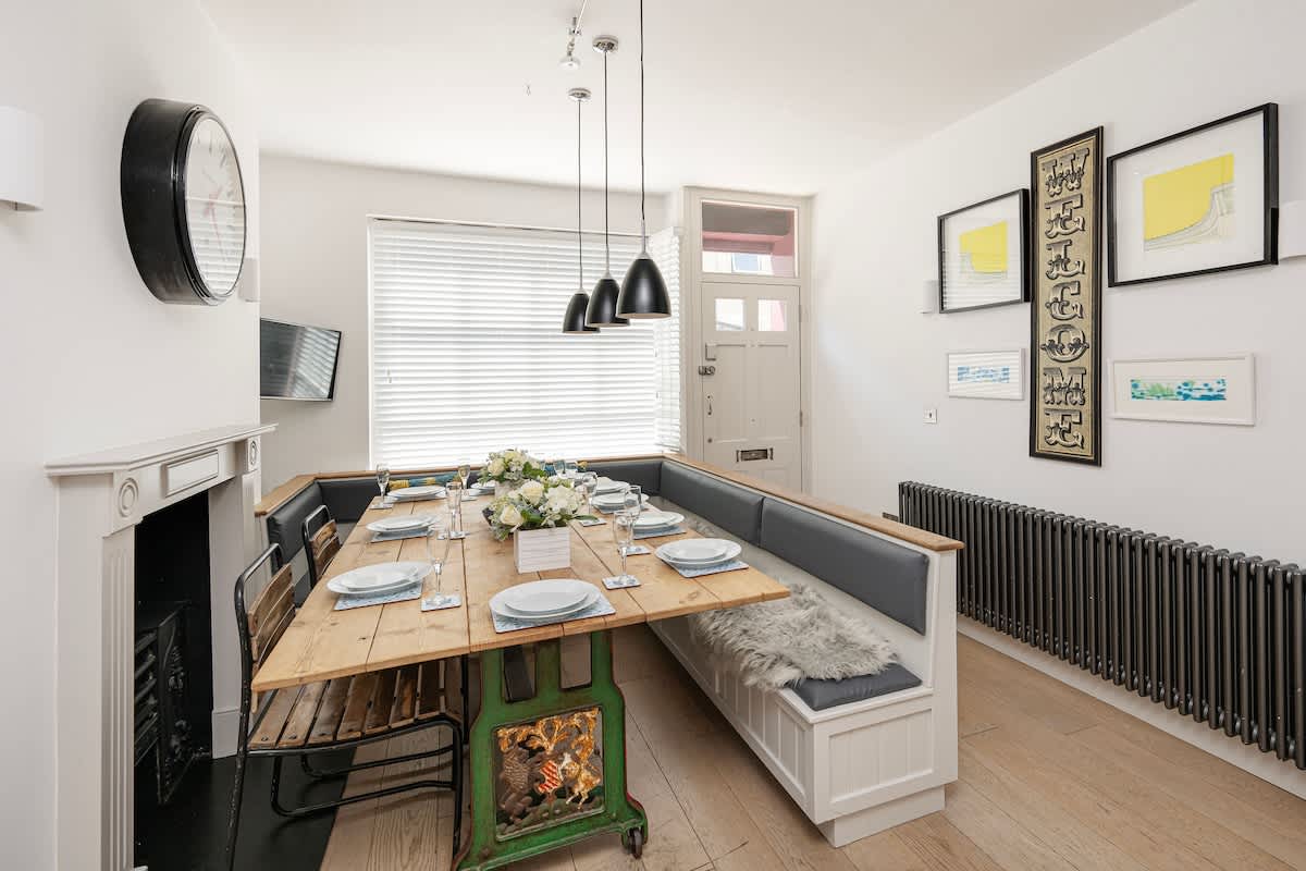 Monmouth St, Townhouse sleeps 10 — Bath and North East Somerset, England — vacation rental