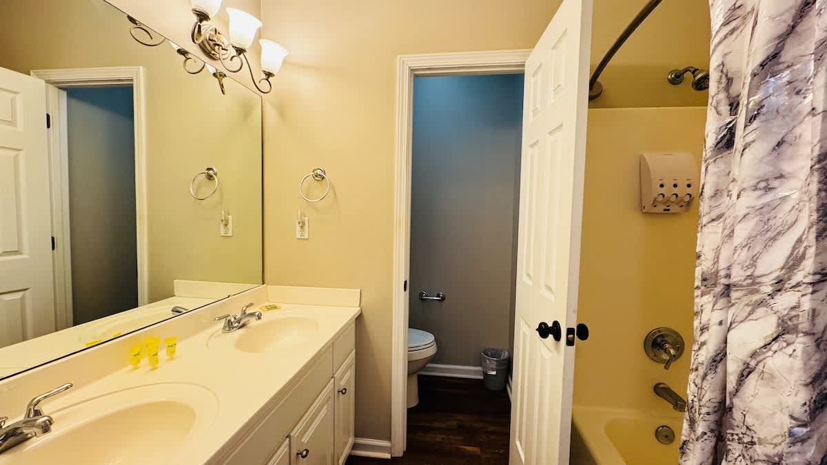 Listing image 20