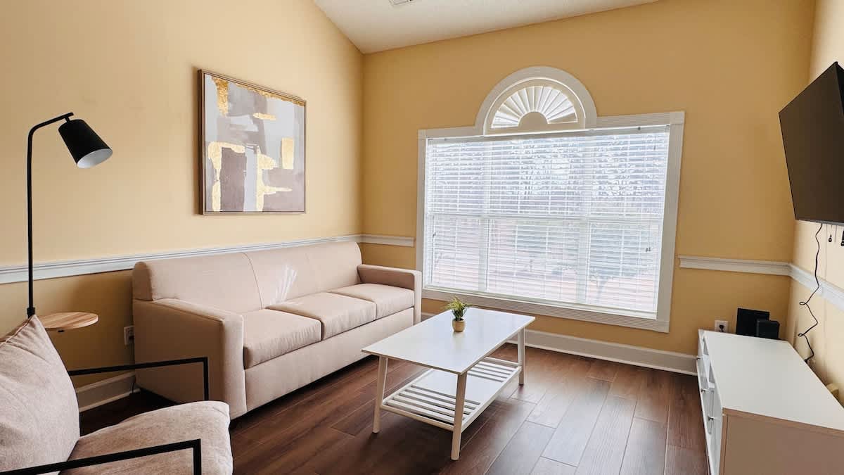 Listing image 5