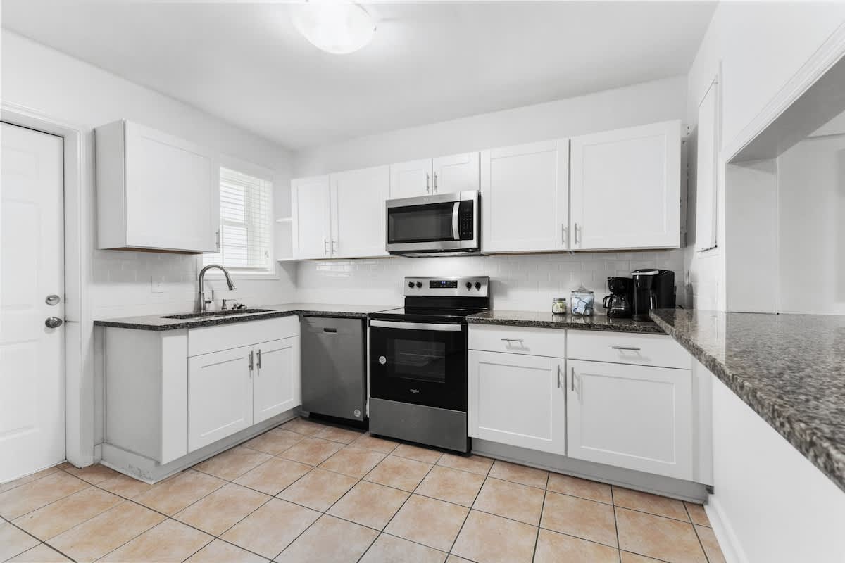 Listing image 5