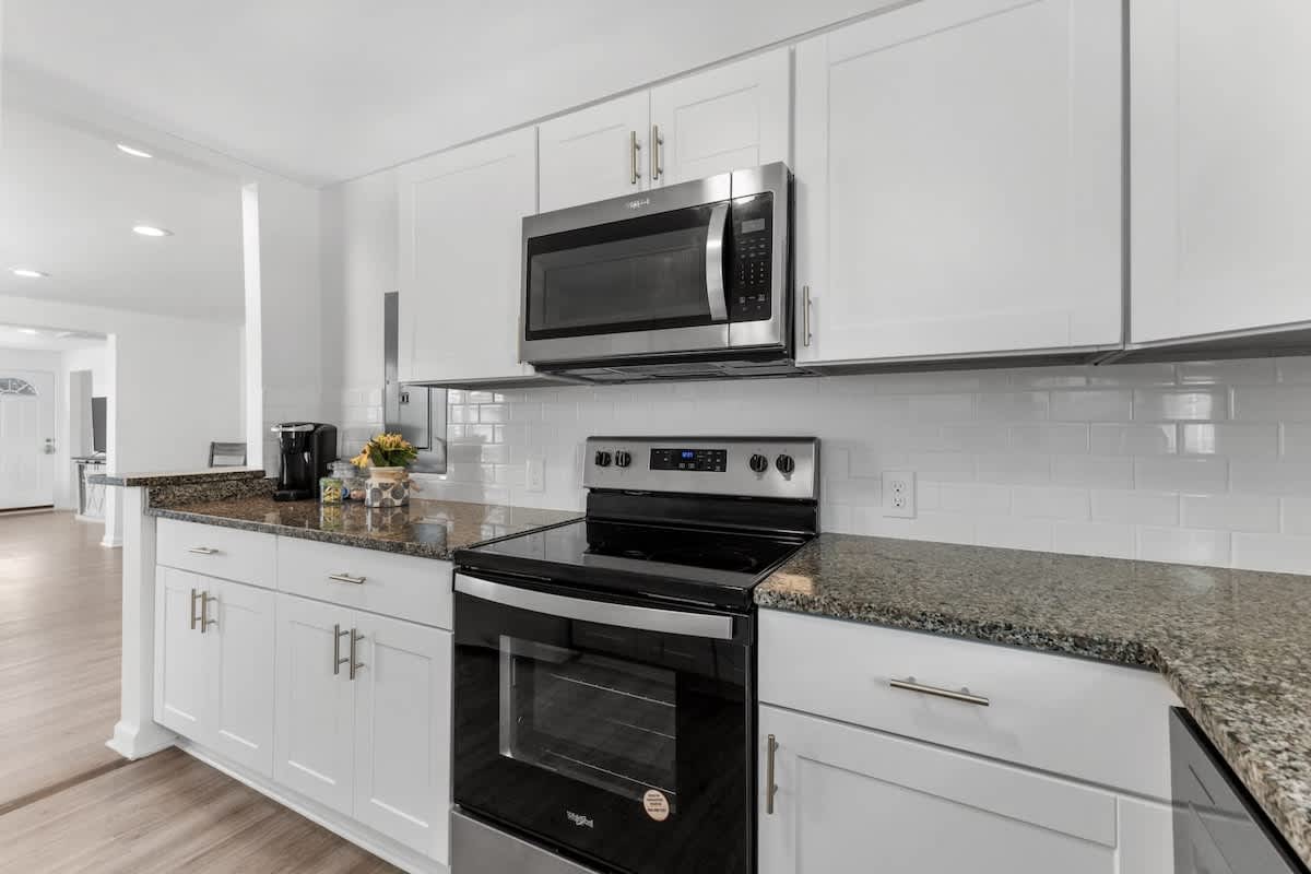 Listing image 11