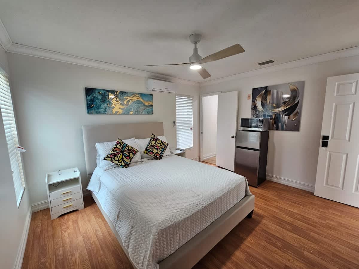 Beautiful Studio By Hard Rock!