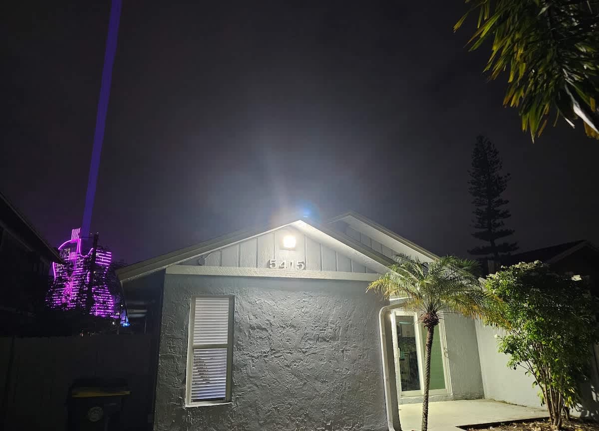 Beautiful Studio By Hard Rock!