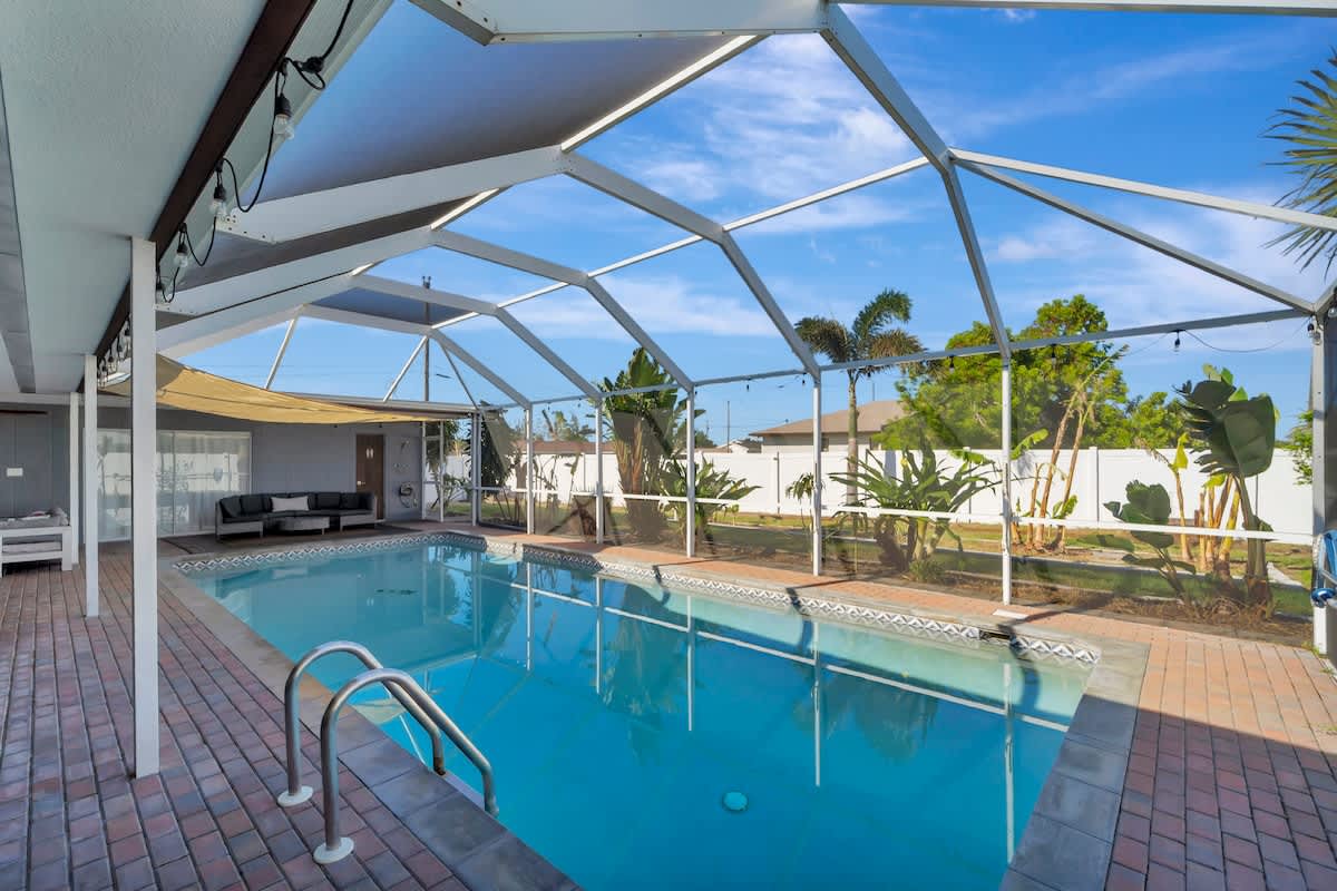 Pool & Outdoor Patio Miles from Charlotte Harbor