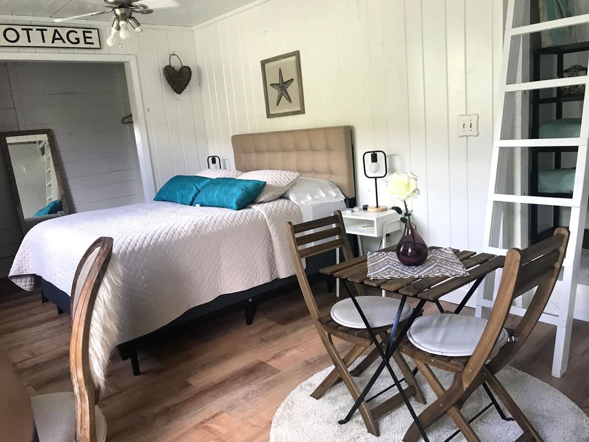 Boho Cottage in Coral Gables · Airport & Cruise