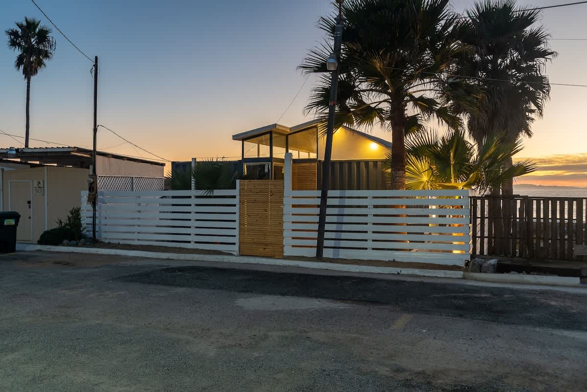 Oceanfront Sunset Container 27
