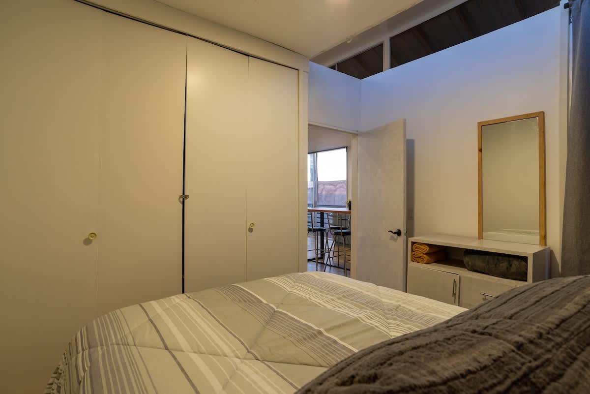 Oceanfront Sunset Container 20