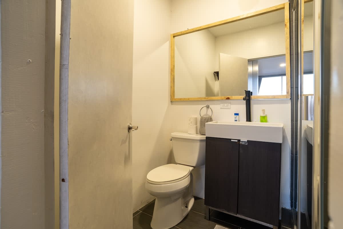 Oceanfront Sunset Container 24