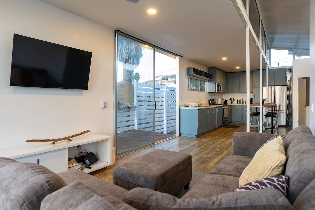 Oceanfront Sunset Container 8