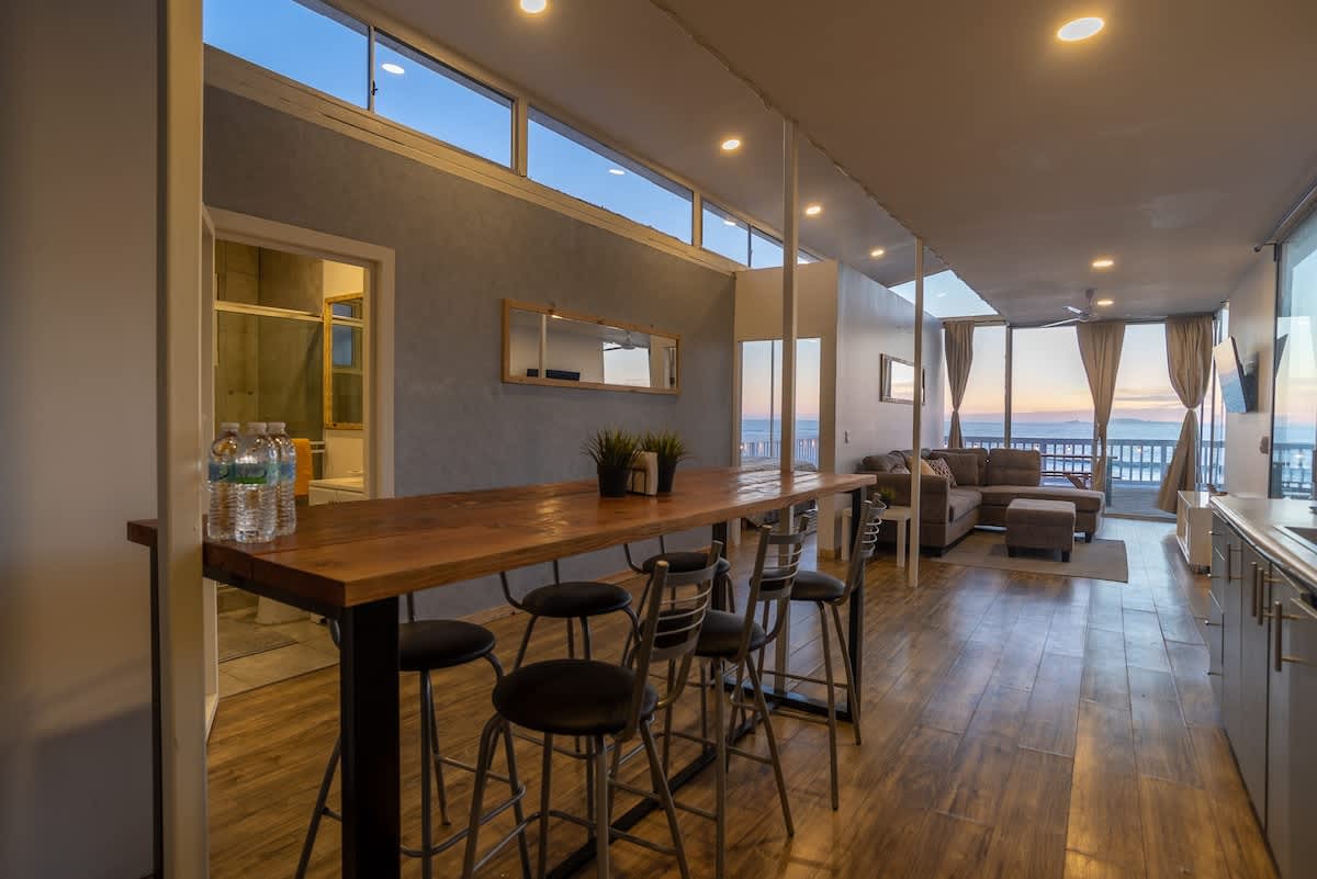 Oceanfront Sunset Container 5