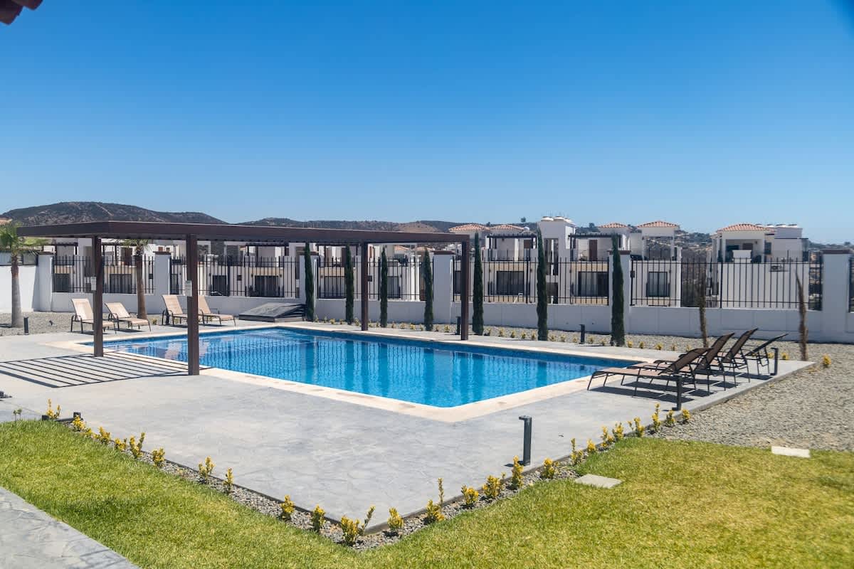 3BR Home w Terrace View nr VDG 2