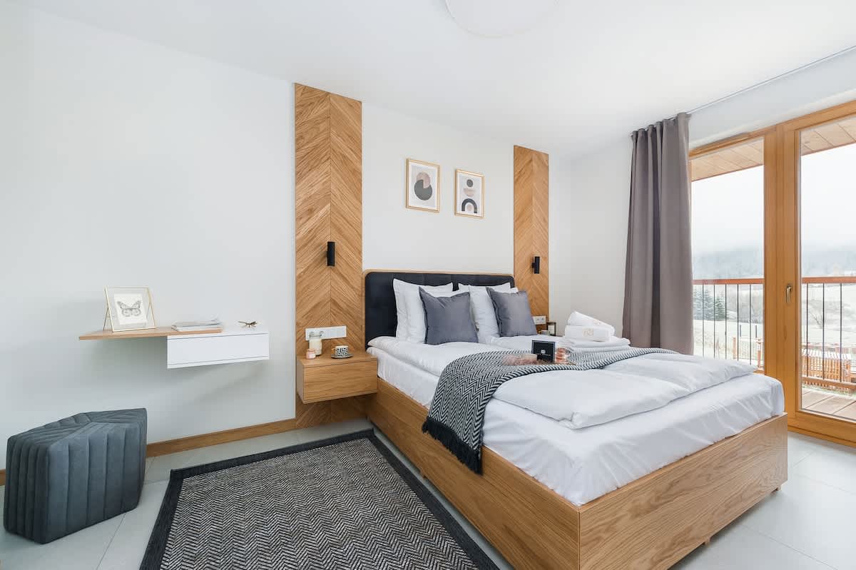 Apartment with Mountain View F12