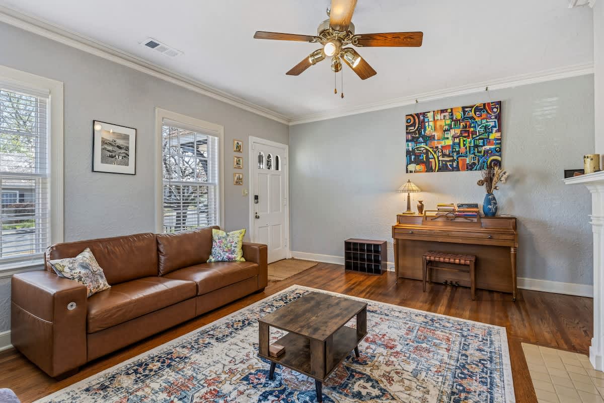Spacious Memphis Home | Piano + Gated Parking